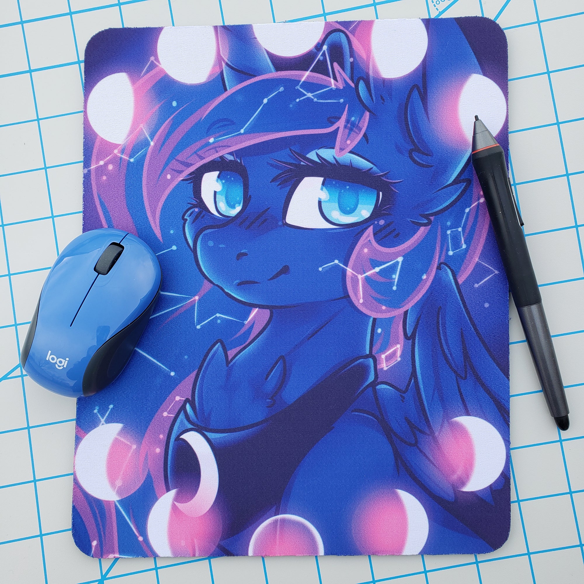 Luna Mousepad